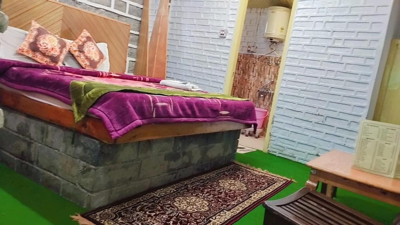Hotel Seraj International Manali  Ngoại thất bức ảnh